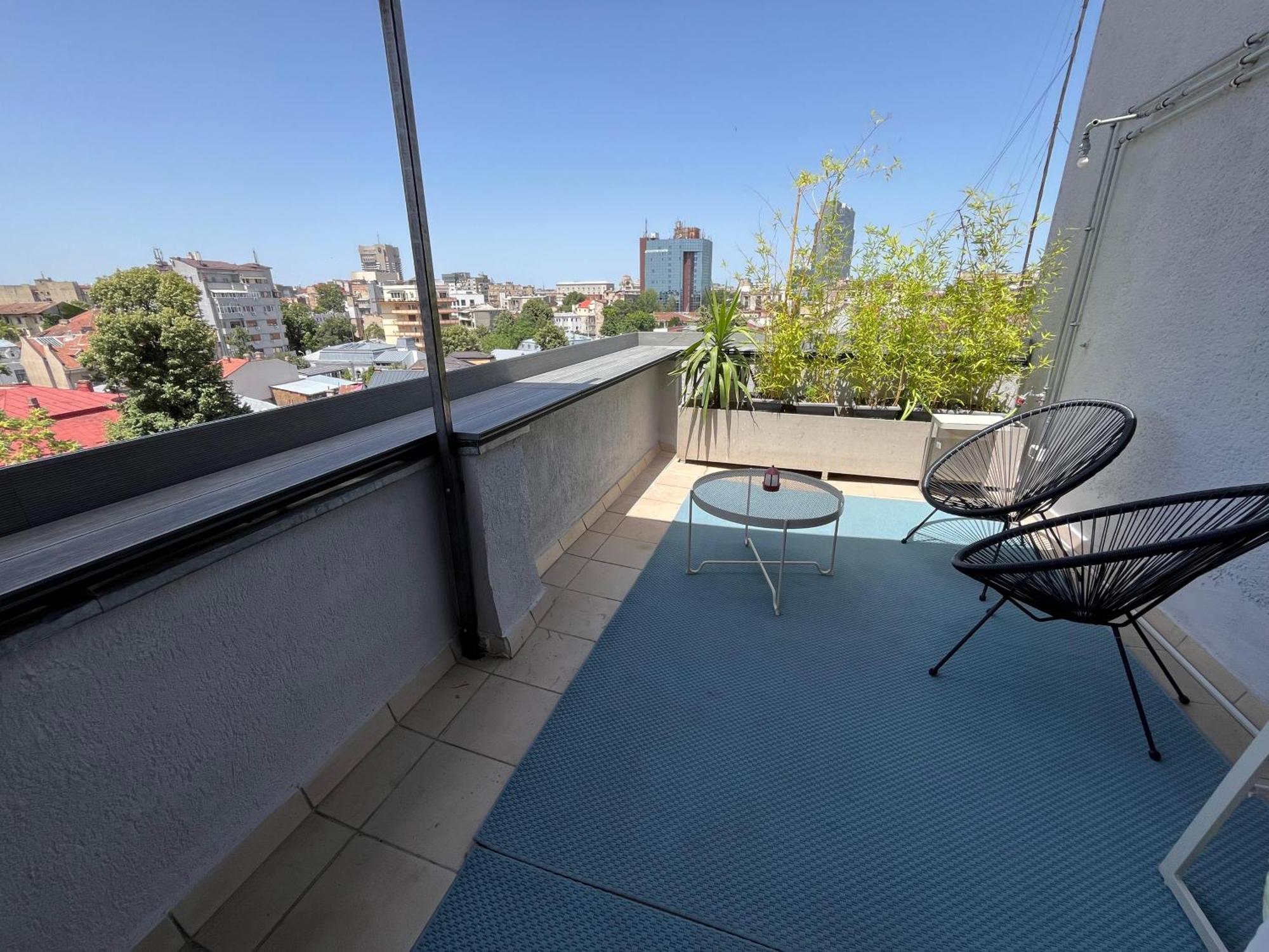 Terrace View Downtown Studio Бухарест Экстерьер фото